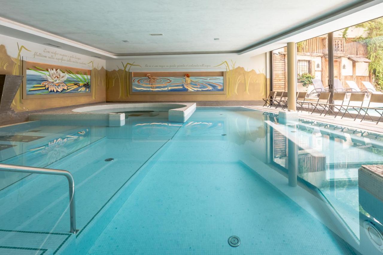 Alpholiday Dolomiti Wellness & Family Hotel ディマーロ エクステリア 写真