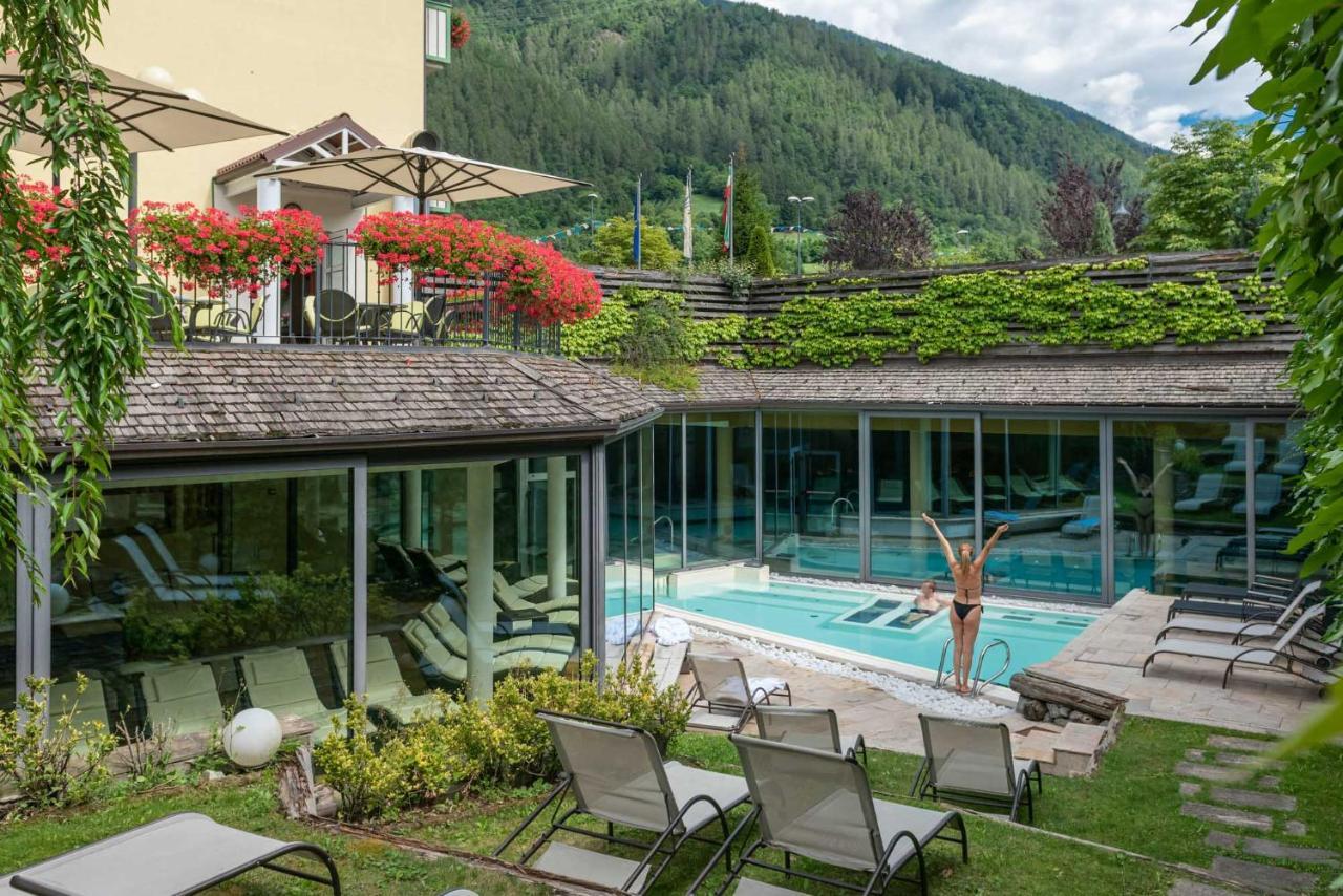 Alpholiday Dolomiti Wellness & Family Hotel ディマーロ エクステリア 写真