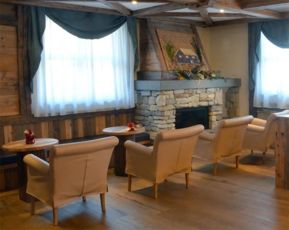 Alpholiday Dolomiti Wellness & Family Hotel ディマーロ エクステリア 写真